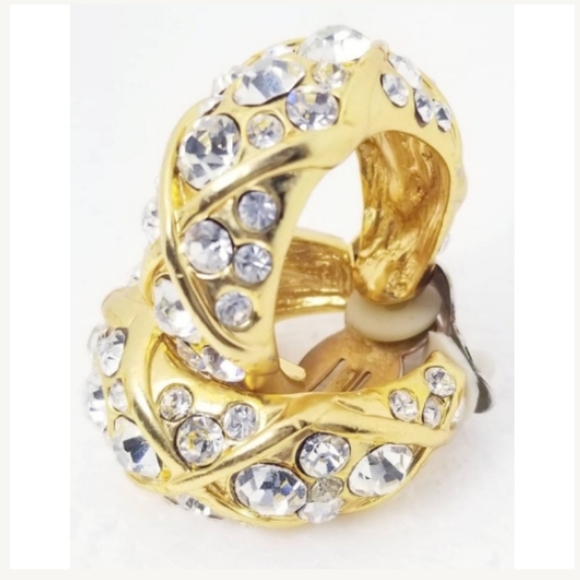 Beautiful Clear Rhinestone Hoop Style Clip… - Picture 2 of 7